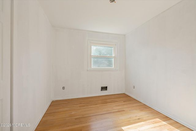 4 Wylie Terrace, Morganville, NJ 07751