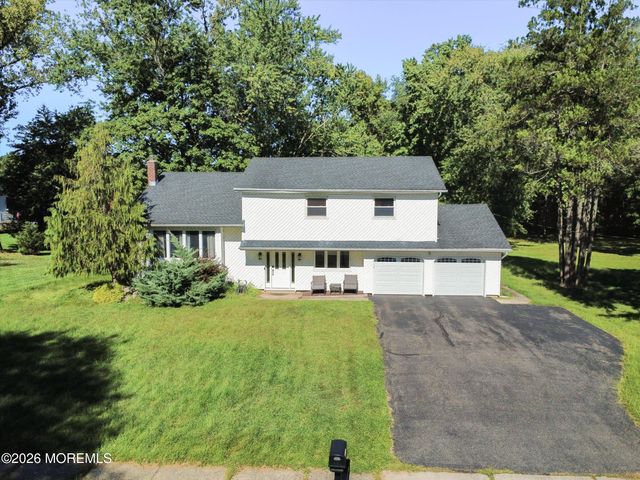 4 Wylie Terrace, Morganville, NJ 07751