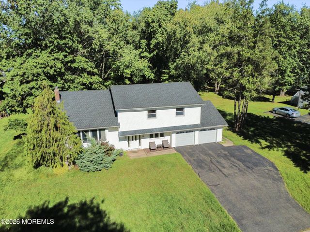 4 Wylie Terrace, Morganville, NJ 07751