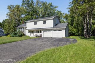 4 Wylie Terrace, Morganville, NJ 07751