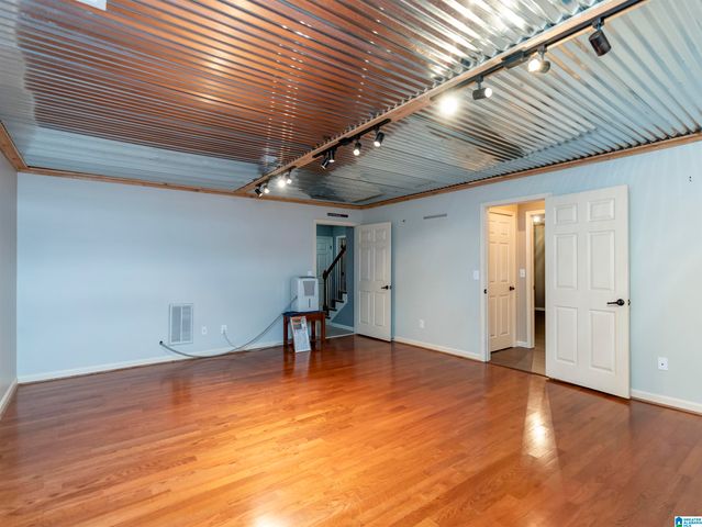 1207 LAKE FOREST CIRCLE, Hoover, AL 35244