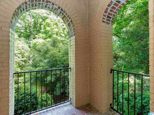 1207 LAKE FOREST CIRCLE, Hoover, AL 35244