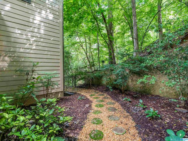 1207 LAKE FOREST CIRCLE, Hoover, AL 35244