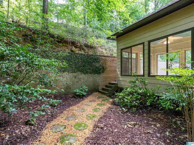 1207 LAKE FOREST CIRCLE, Hoover, AL 35244