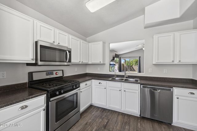 1424 S Rosemont --, Mesa, AZ 85206