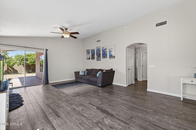 1424 S Rosemont --, Mesa, AZ 85206