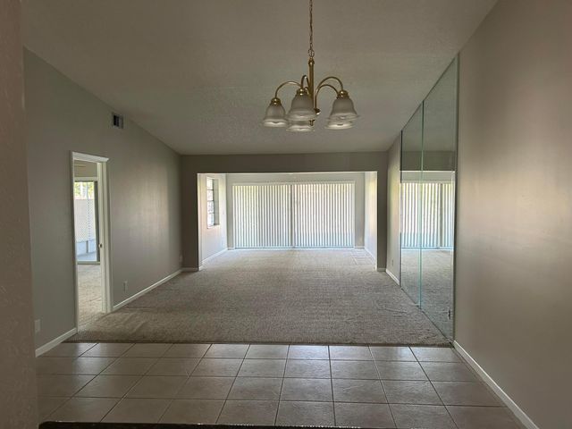 4210 Lucerne Villas Lane, Lake Worth, FL 33467