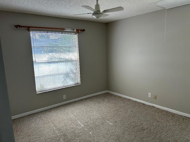 4210 Lucerne Villas Lane, Lake Worth, FL 33467