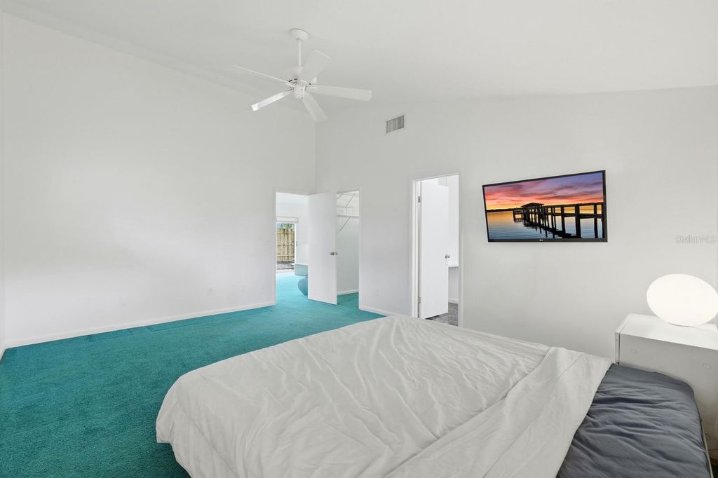 Image 22 of property listing at 4607 SAXON DRIVE, New Smyrna Beach, FL 32169