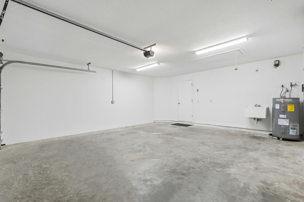 Image 28 of property listing at 4607 SAXON DRIVE, New Smyrna Beach, FL 32169