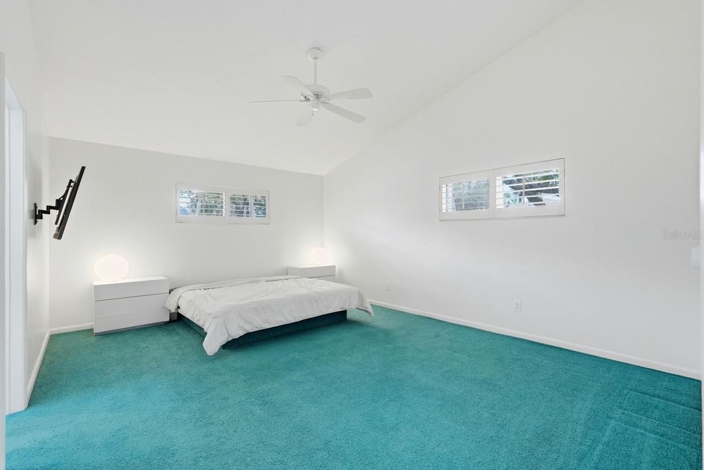 Image 4 of property listing at 4607 SAXON DRIVE, New Smyrna Beach, FL 32169