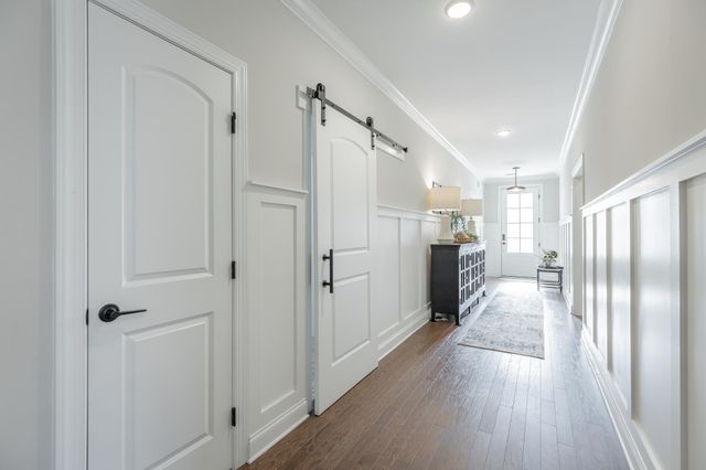 8896 Little Pine Lane, Ooltewah, TN 37363