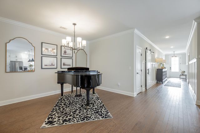 8896 Little Pine Lane, Ooltewah, TN 37363