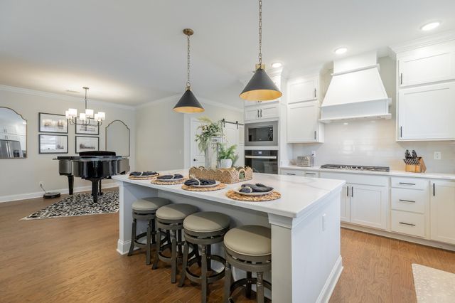 8896 Little Pine Lane, Ooltewah, TN 37363