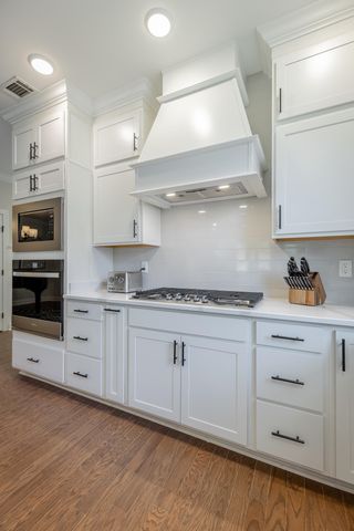 8896 Little Pine Lane, Ooltewah, TN 37363