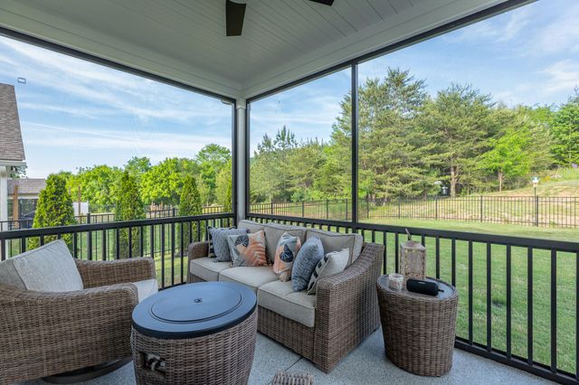 8896 Little Pine Lane, Ooltewah, TN 37363