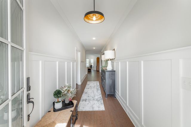 8896 Little Pine Lane, Ooltewah, TN 37363