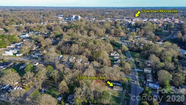 611 W Iredell Avenue, Mooresville, NC 28115