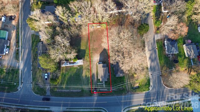 611 W Iredell Avenue, Mooresville, NC 28115