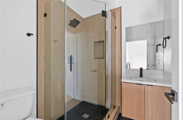 2637 S Garth 6, Los Angeles, CA 90034