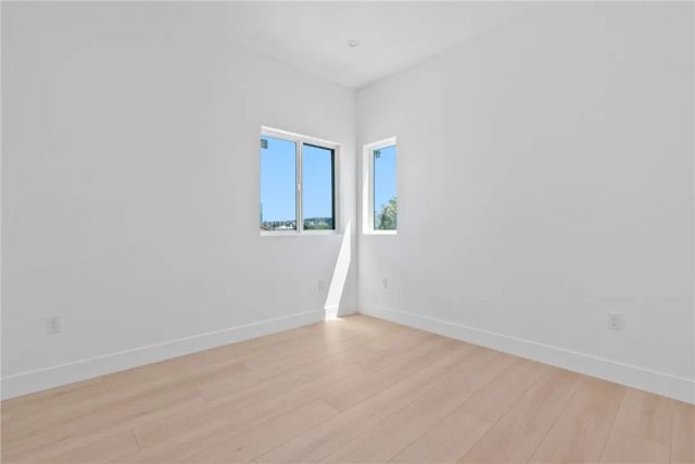 2637 S Garth 6, Los Angeles, CA 90034