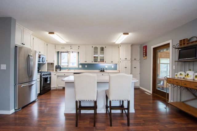 1901 18th Street S, Fargo, ND 58103