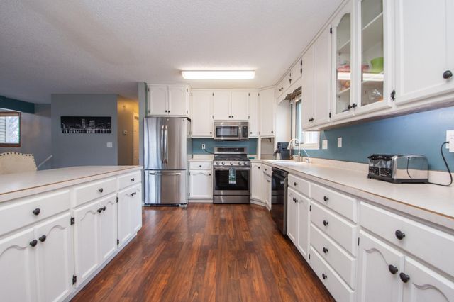 1901 18th Street S, Fargo, ND 58103