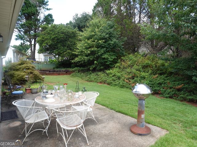 645 Burnham Ridge, Lawrenceville, GA 30046