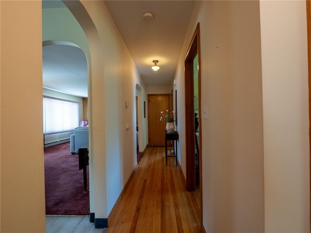 7 Hopedale Drive, West Warwick, RI 02893
