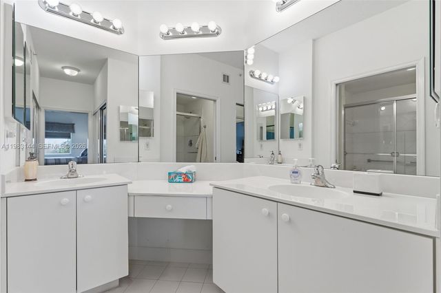 7765 Yardley Drive 313, Tamarac, FL 33321