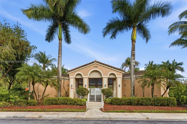 7765 Yardley Drive 313, Tamarac, FL 33321