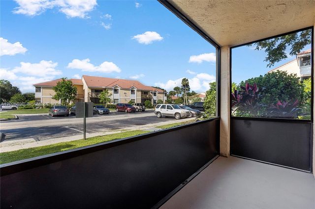 5661 Riverside Dr 103B7, Coral Springs, FL 33067