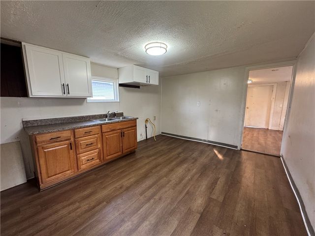 325 Orange St, Rochester, NY 14611