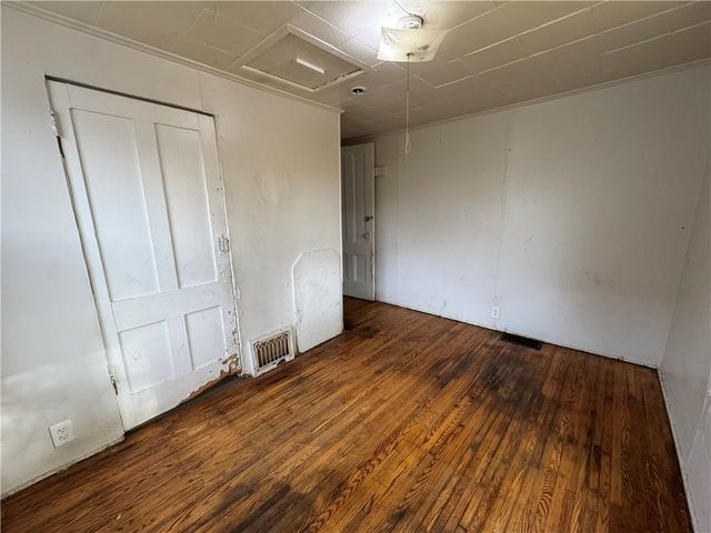 325 Orange St, Rochester, NY 14611