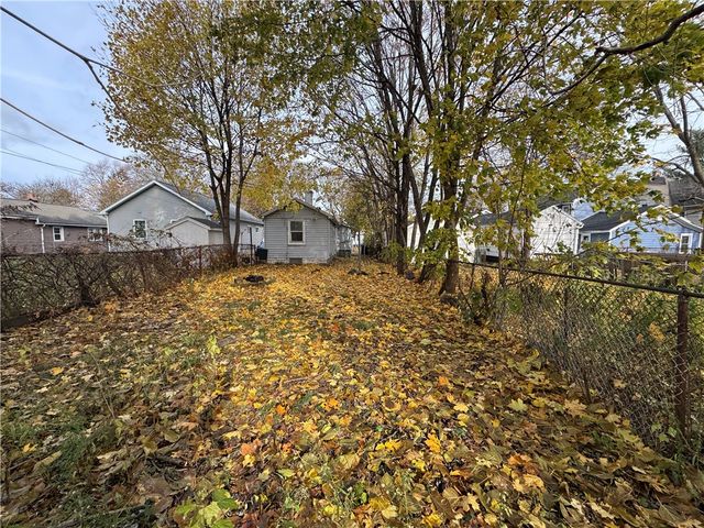 325 Orange St, Rochester, NY 14611