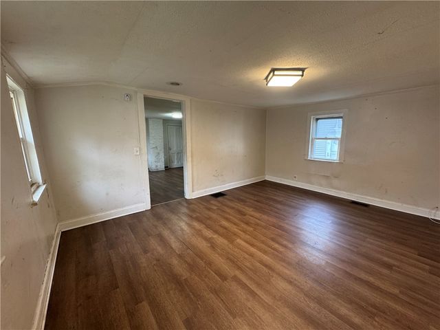 325 Orange St, Rochester, NY 14611