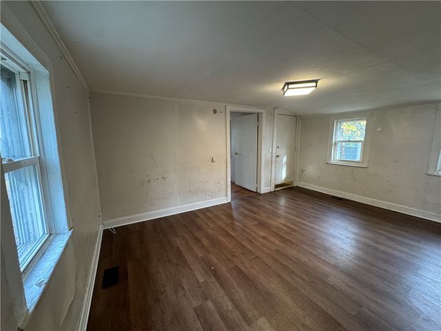 325 Orange St, Rochester, NY 14611