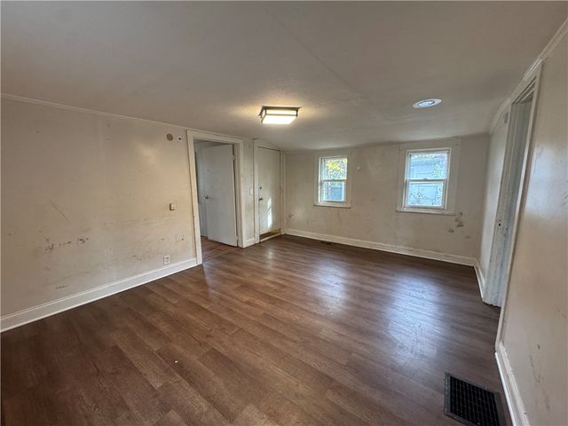 325 Orange St, Rochester, NY 14611