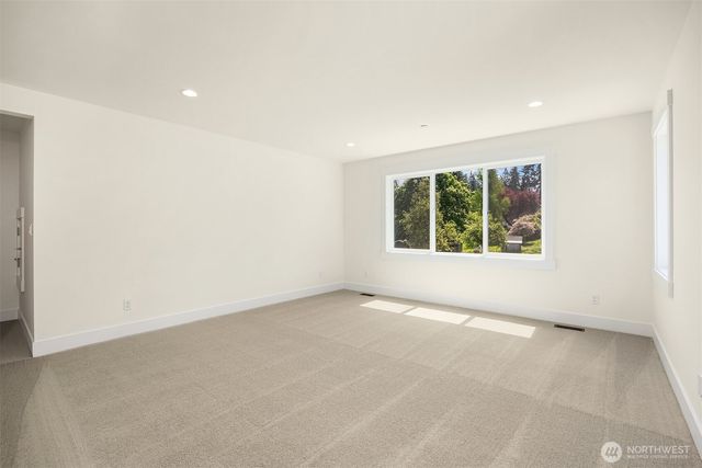 21613 Poplar Way, Brier, WA 98036