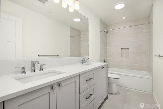 21613 Poplar Way, Brier, WA 98036