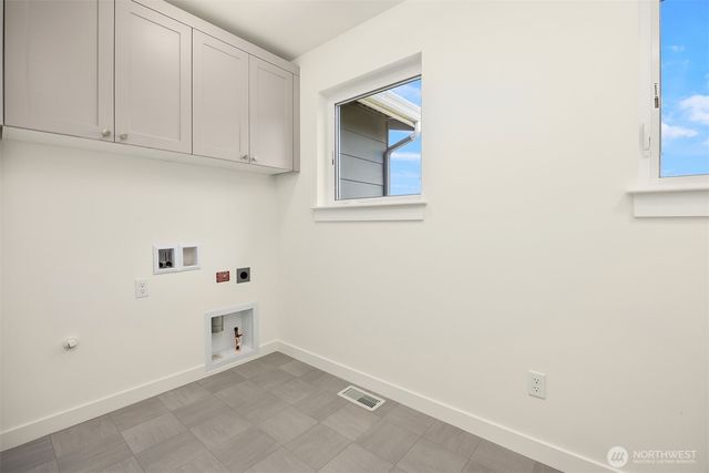 21613 Poplar Way, Brier, WA 98036