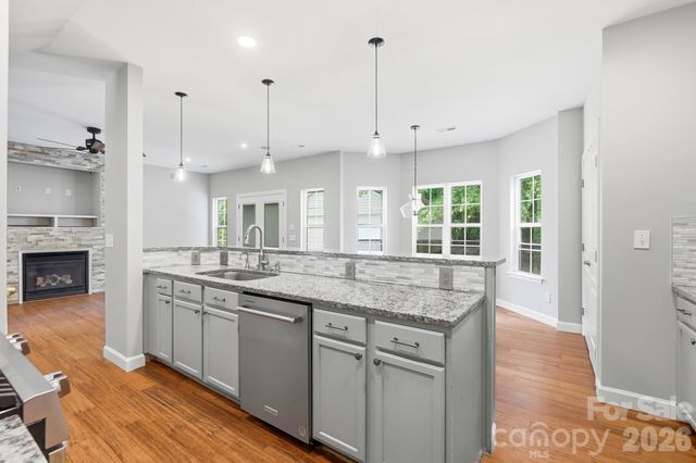11402 Heritage Green Drive, Cornelius, NC 28031