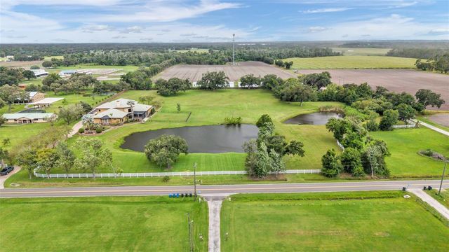 5503 DOWNING STREET, Dover, FL 33527