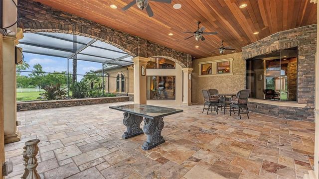 5503 DOWNING STREET, Dover, FL 33527