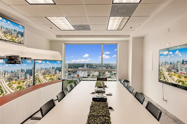 175 SW 7th St 1901, Miami, FL 33130