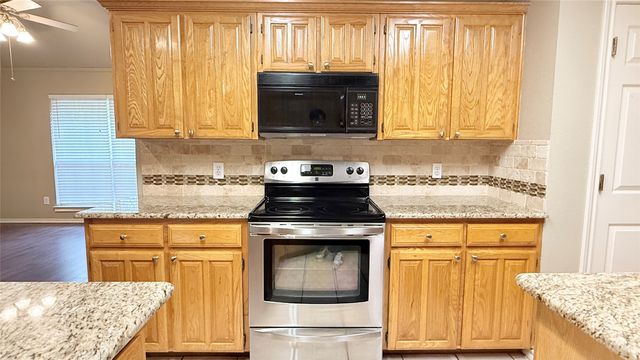 5206 Lookout Trail, Arlington, TX 76017