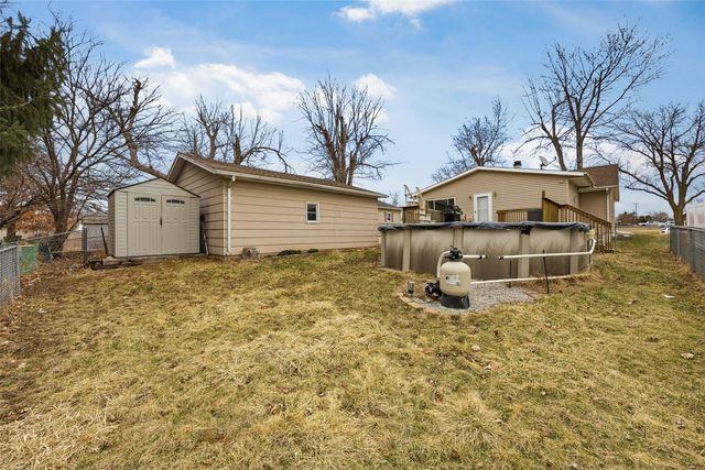 108 Atwood Drive SW, Cedar Rapids, IA 52404