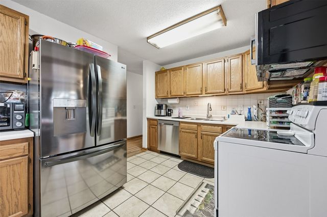 108 Atwood Drive SW, Cedar Rapids, IA 52404