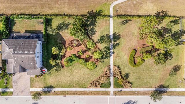 1177 Wandering Willow Way, Loxahatchee, FL 33470