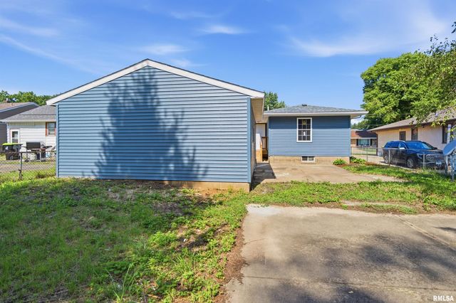 1210 S ALDER Avenue, Peoria, IL 61605